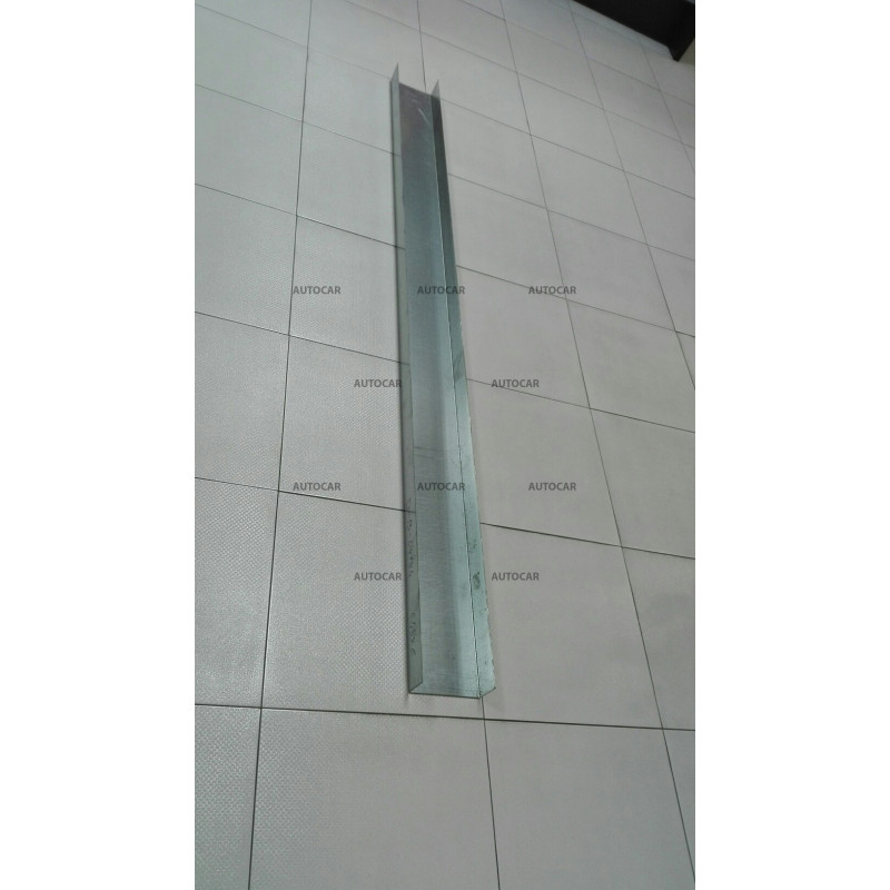 Svetelná lišta na prívesný vozík